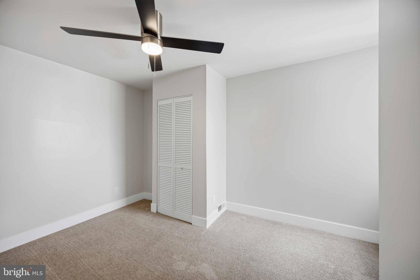 219 S 58th St Property Photo 23