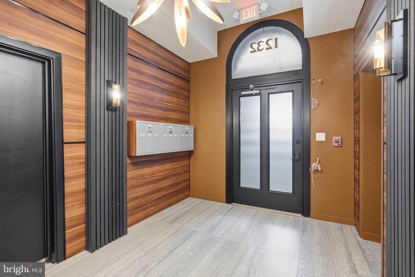 1232 Chancellor St #2c Property Photo 17