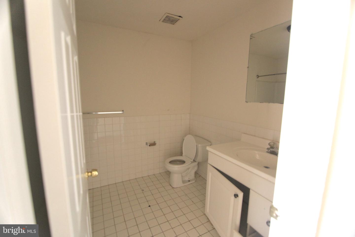 1844 N 16th St Property Photo 8
