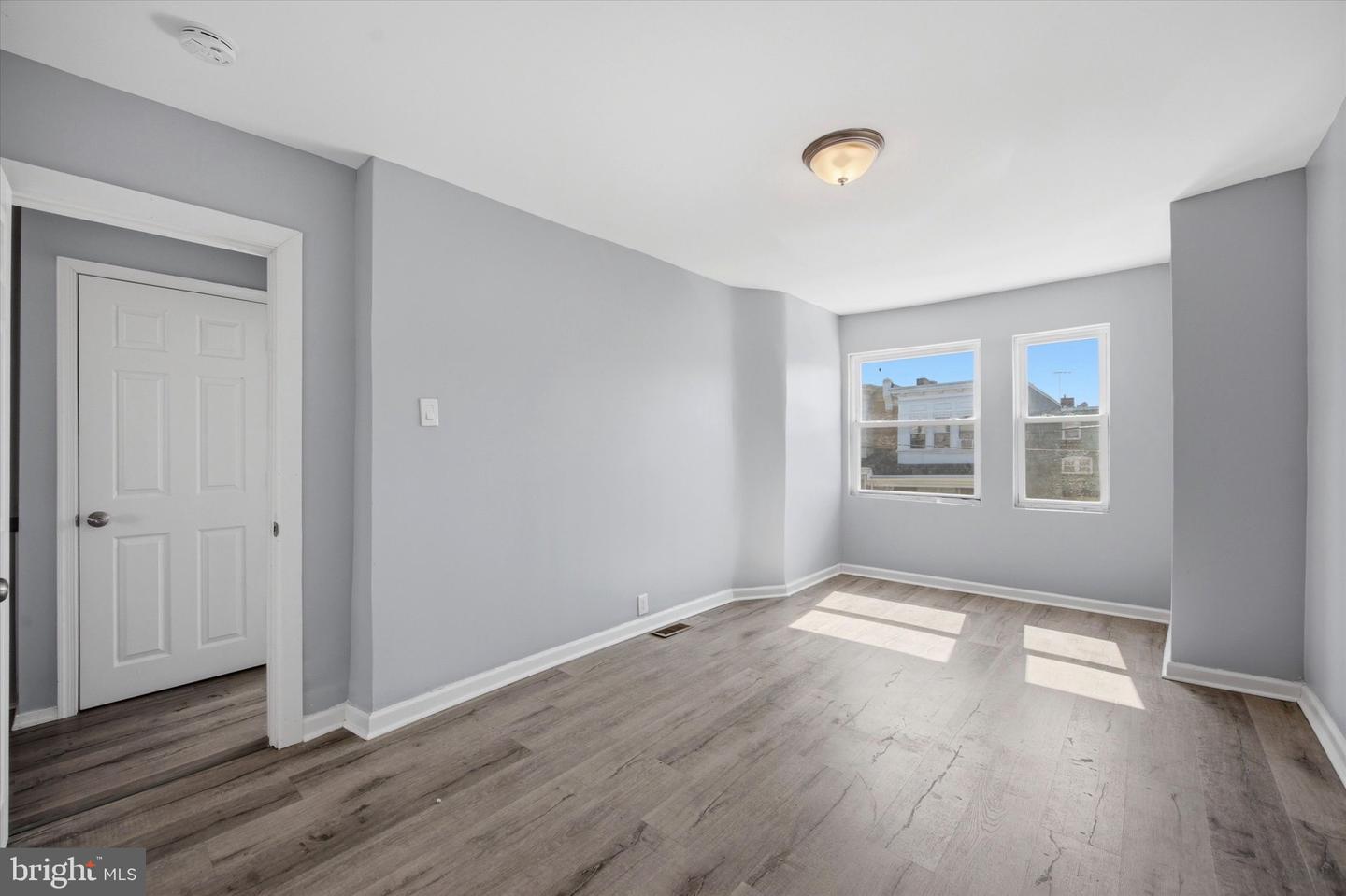 5439 Windsor Ave Property Photo 19