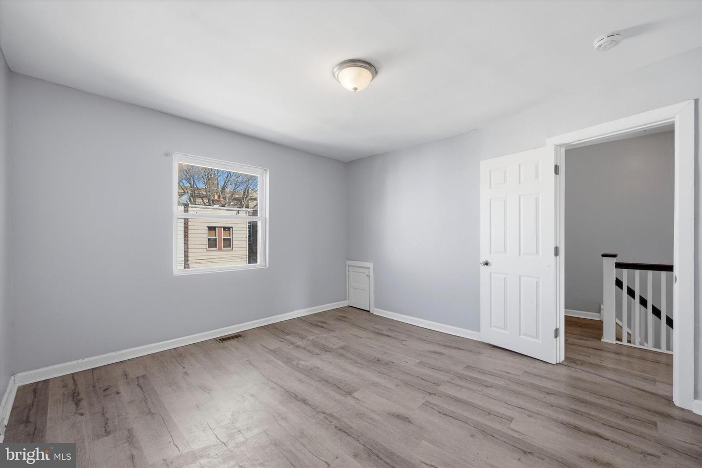 5439 Windsor Ave Property Photo 22