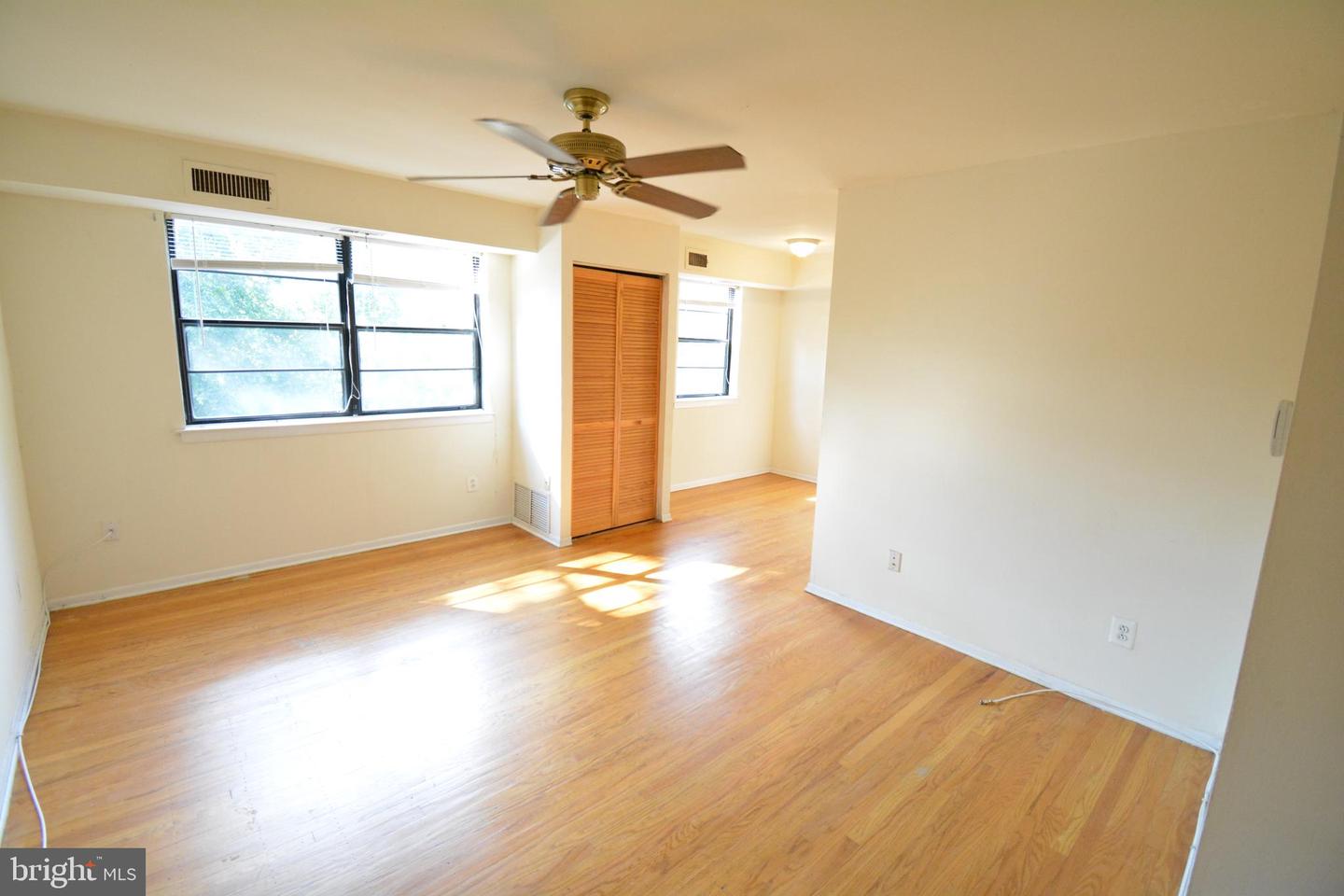 3413 Cresson St #6 Property Photo 2