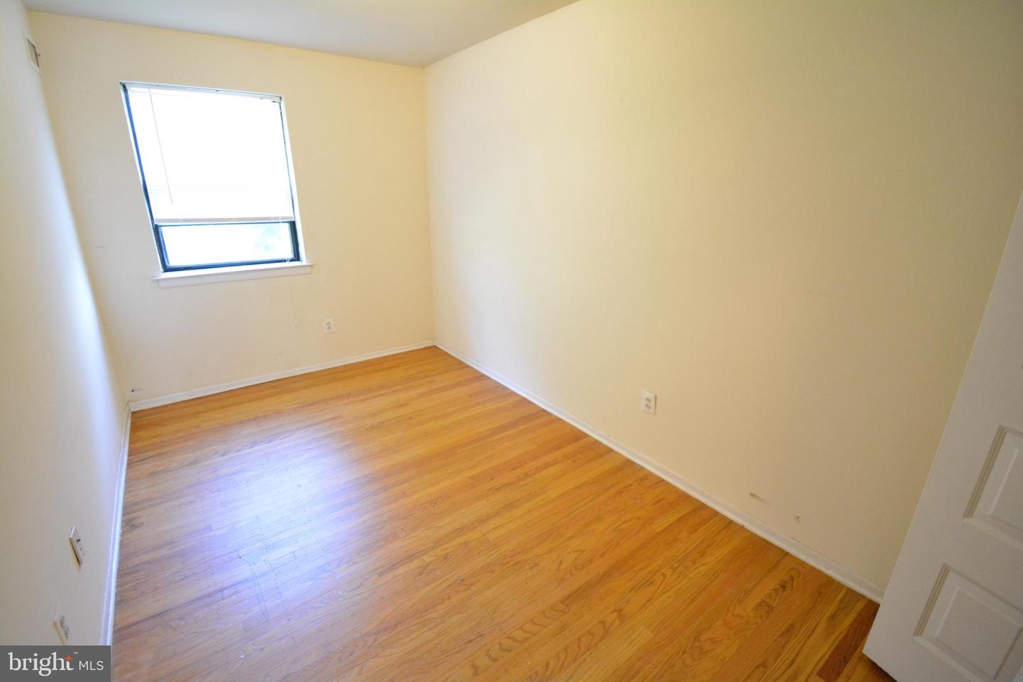 3413 Cresson St #6 Property Photo 12