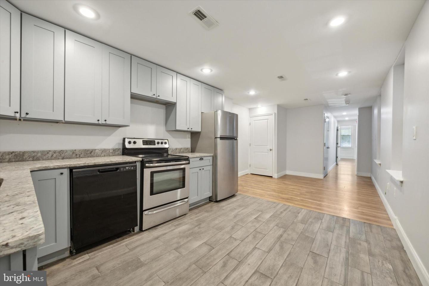 518 N 40th St #unit 1 Property Photo 5