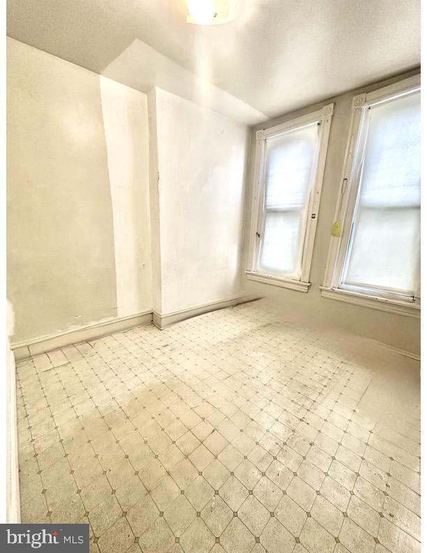 3348 N Philip St Property Photo 3