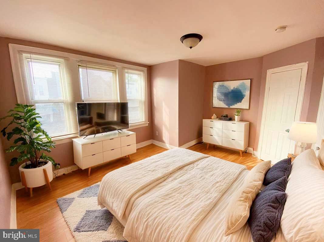 1833 W Rockland St #2nd Fl Property Photo 17