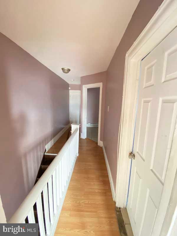 1833 W Rockland St #2nd Fl Property Photo 22
