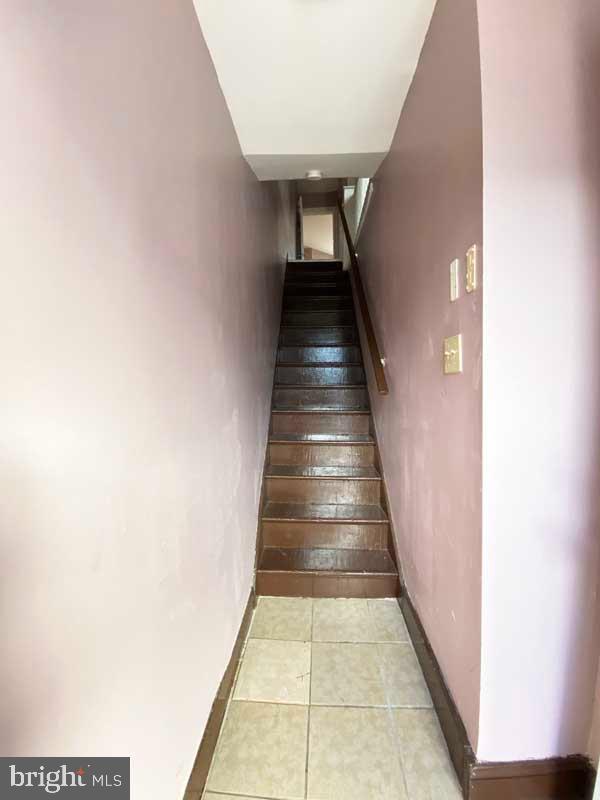 1833 W Rockland St #2nd Fl Property Photo 24