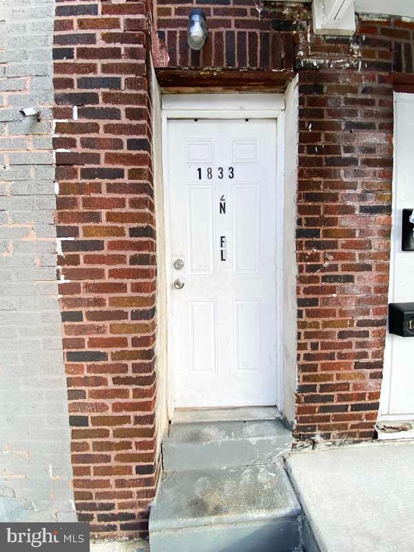 1833 W Rockland St #2nd Fl Property Photo 25