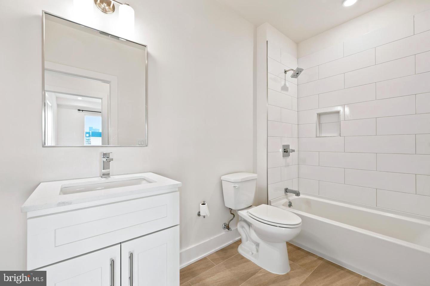 1148 N 2nd St #4i Property Photo 10