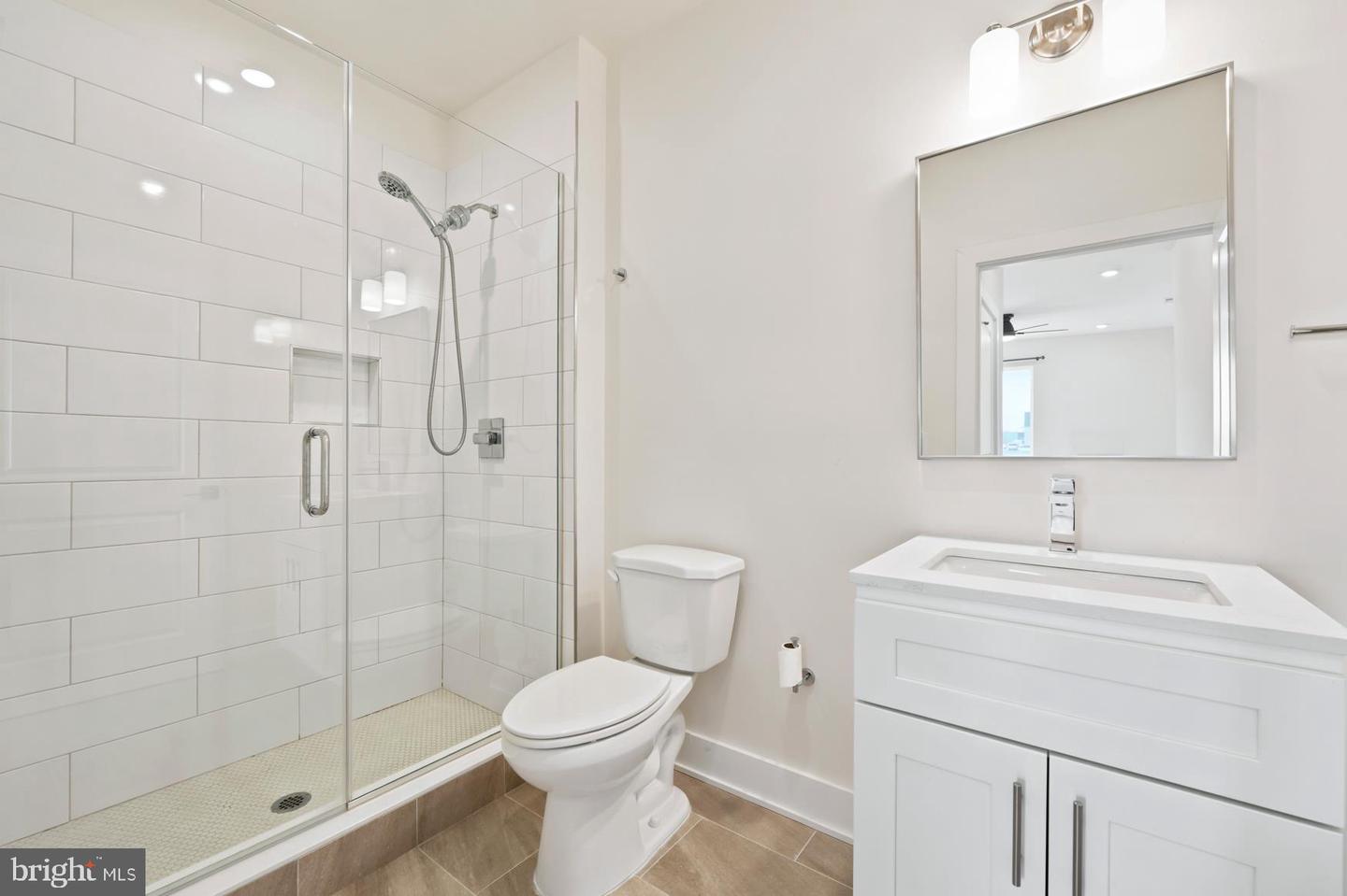 1148 N 2nd St #4i Property Photo 15