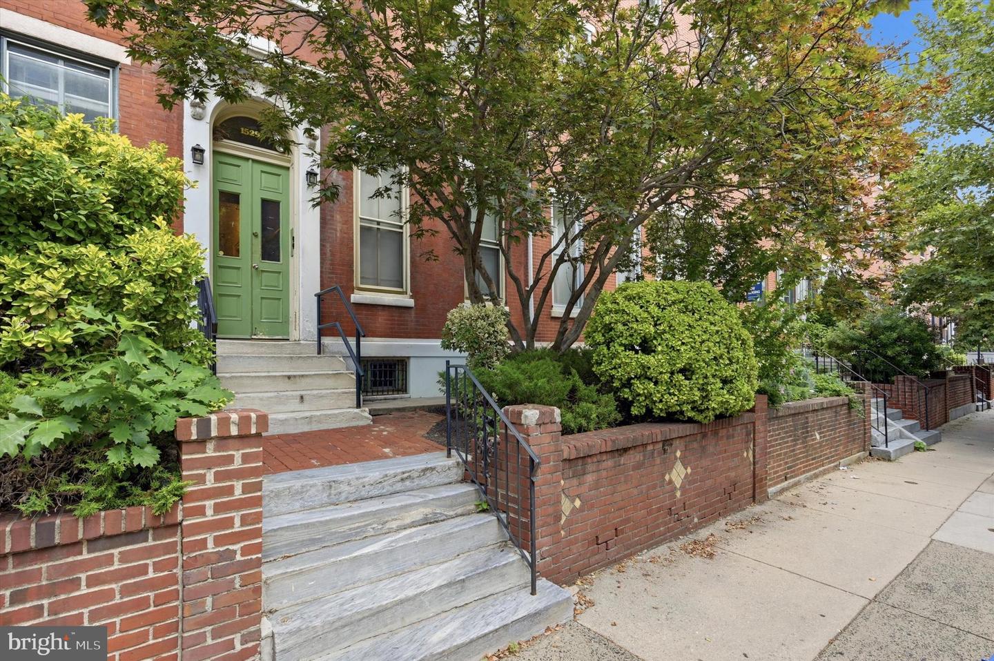 1529 GREEN ST #C Property Photo 1