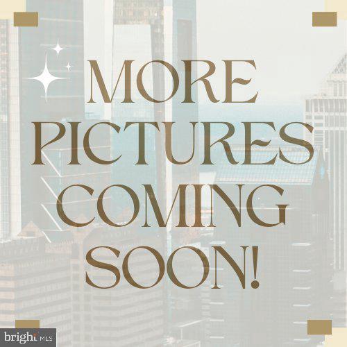 1922 W Somerset St Property Photo 19