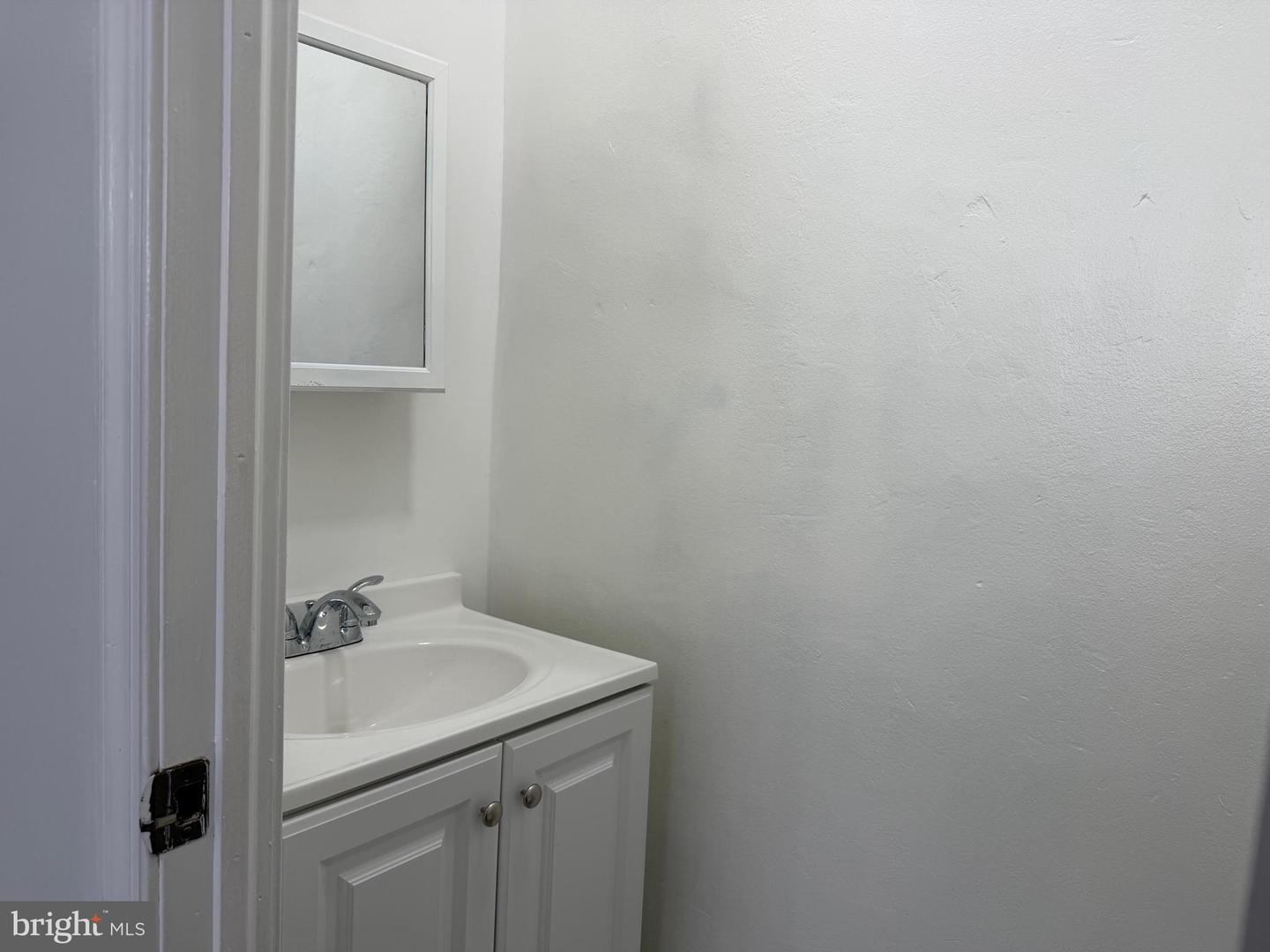 2223 S Felton St Property Photo 6