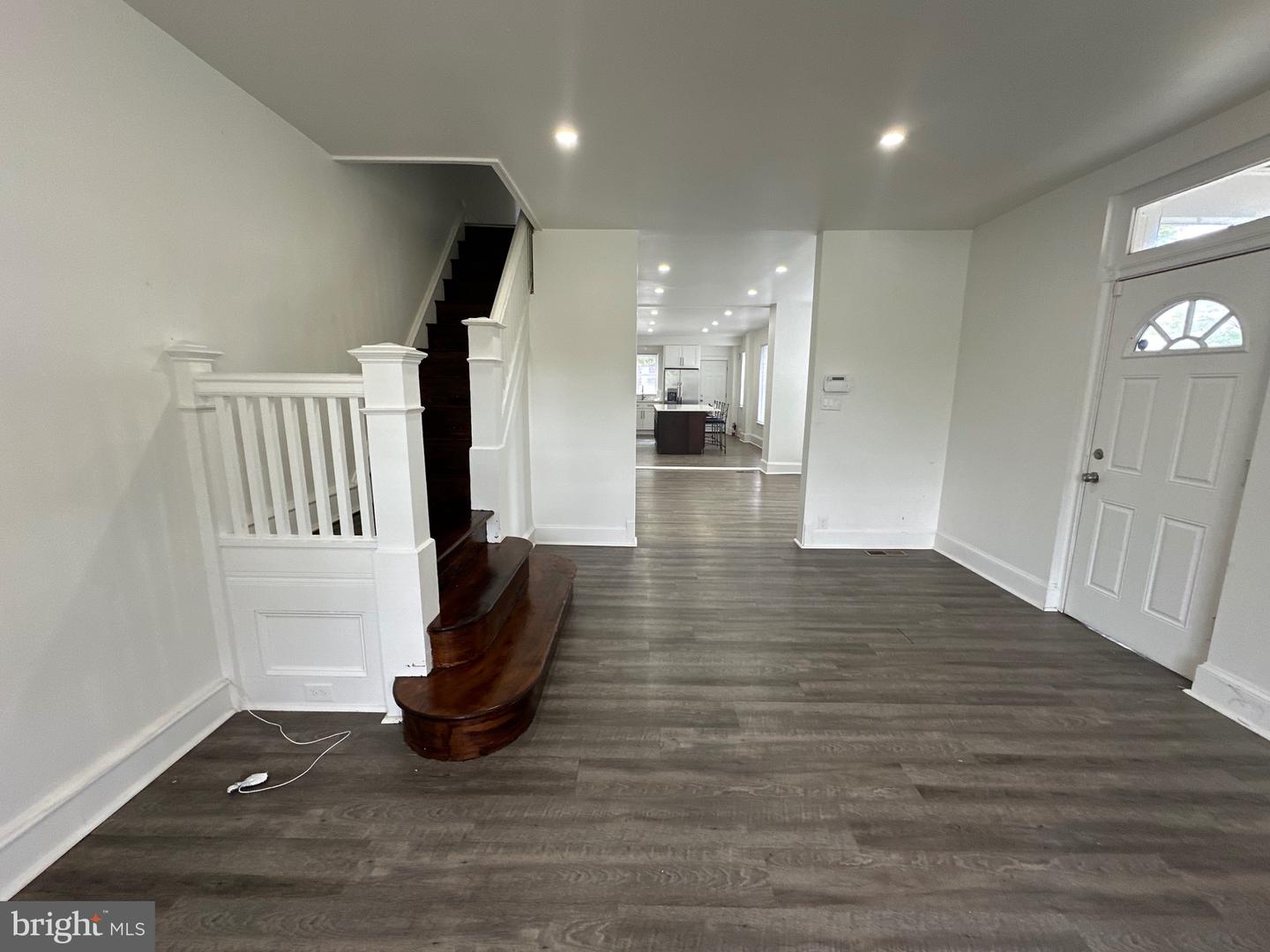 482 Martin St Property Photo 7