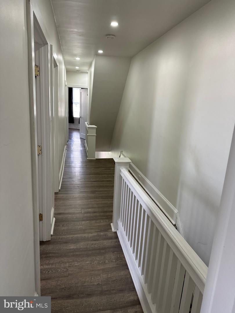 482 Martin St Property Photo 18