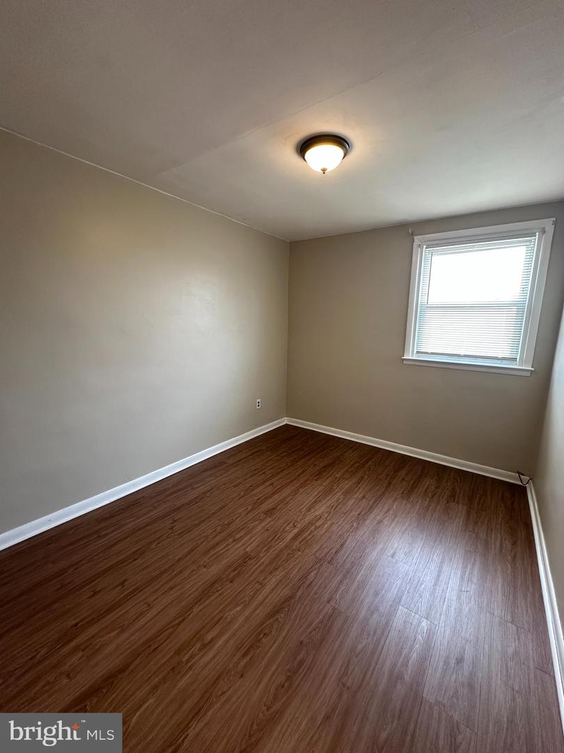 4551 Pennypack St Property Photo 5