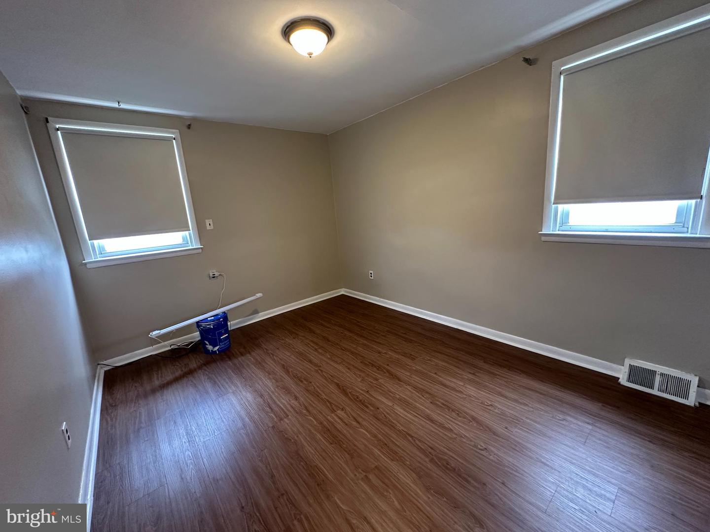 4551 Pennypack St Property Photo 6
