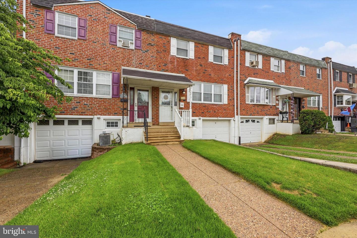 12460 Sweet Briar Pl Property Photo 1