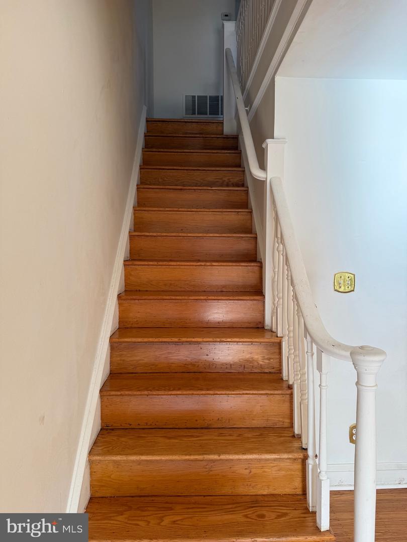 3011 Teesdale St Property Photo 16