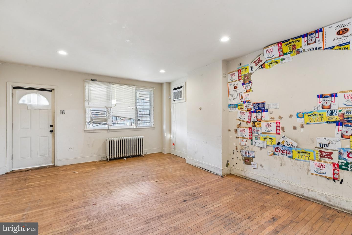 2110 W Chew Ave Property Photo 6