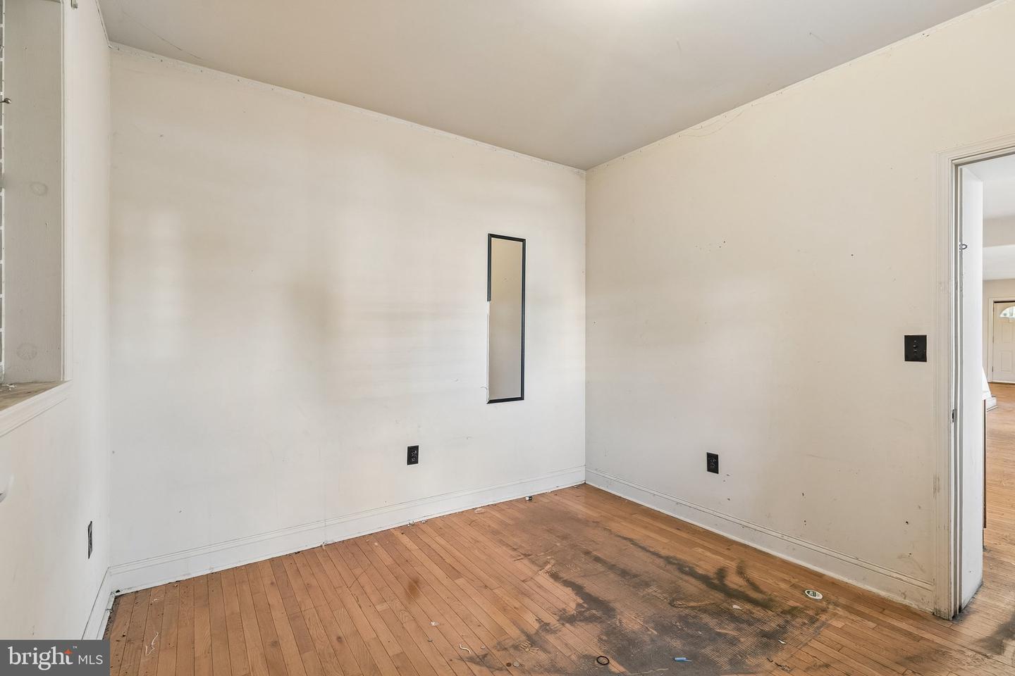 2110 W Chew Ave Property Photo 14