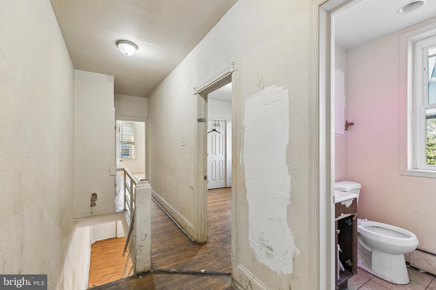 2110 W Chew Ave Property Photo 17