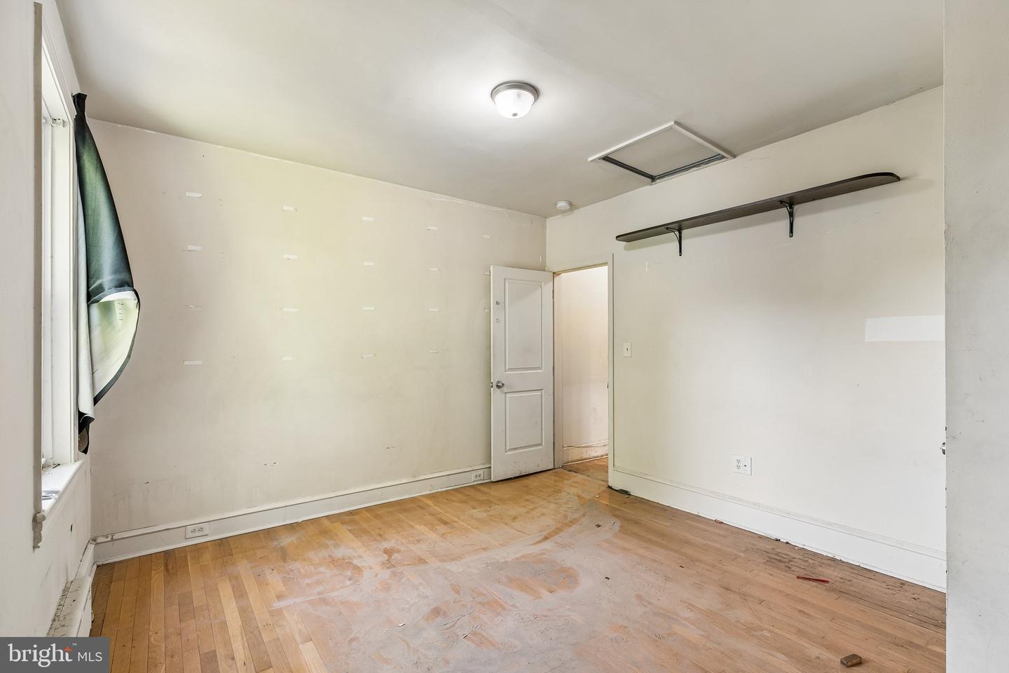 2110 W Chew Ave Property Photo 31