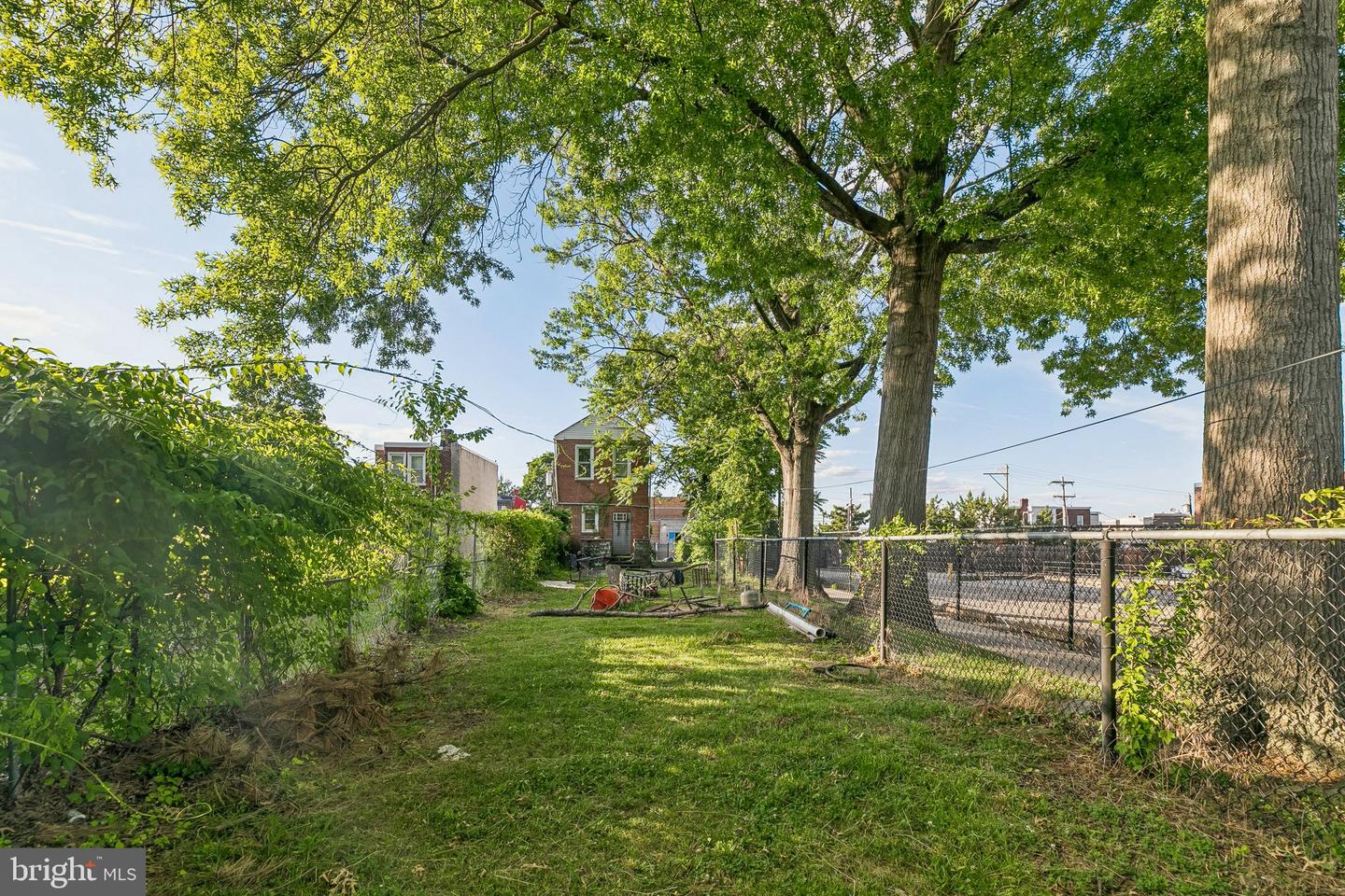 2110 W Chew Ave Property Photo 37