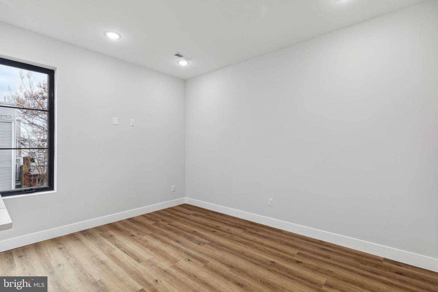 1840-42 N Gratz St #3 Property Photo 7