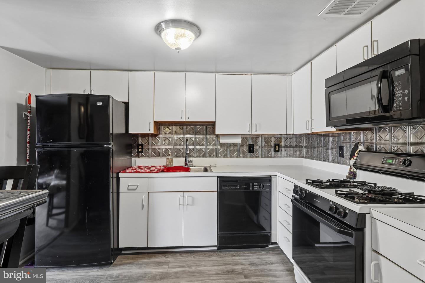 4449 Ernie Davis Cir Property Photo 15