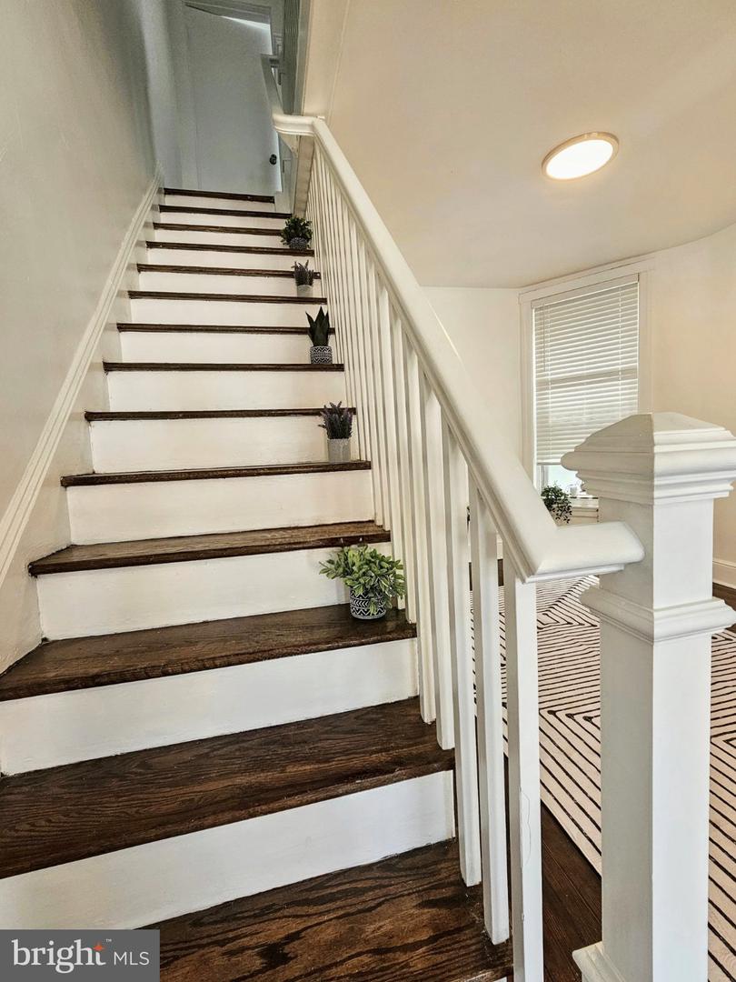 4651 Tacony Property Photo 16