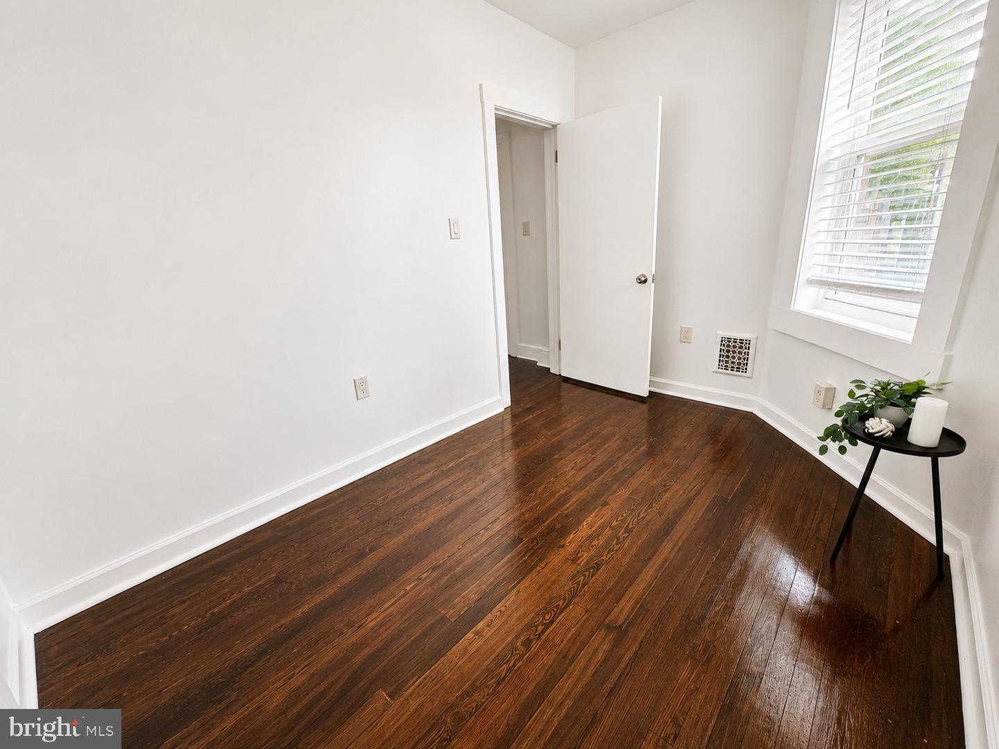 4651 Tacony Property Photo 23