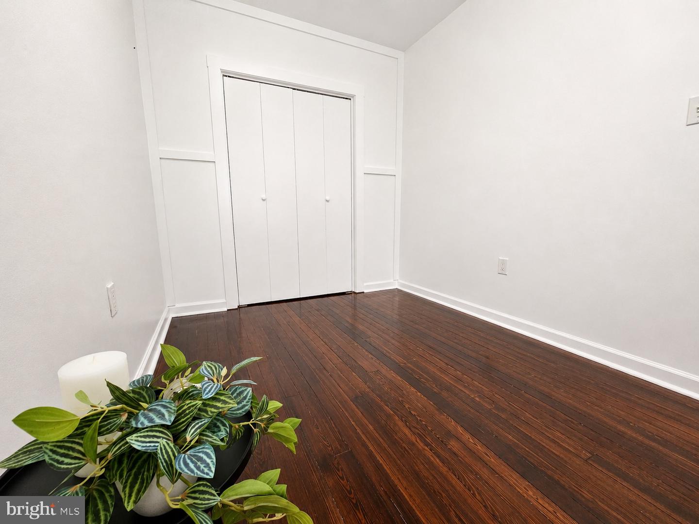 4651 Tacony Property Photo 25