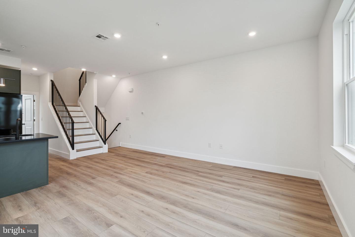 156 W Cumberland St Property Photo 20