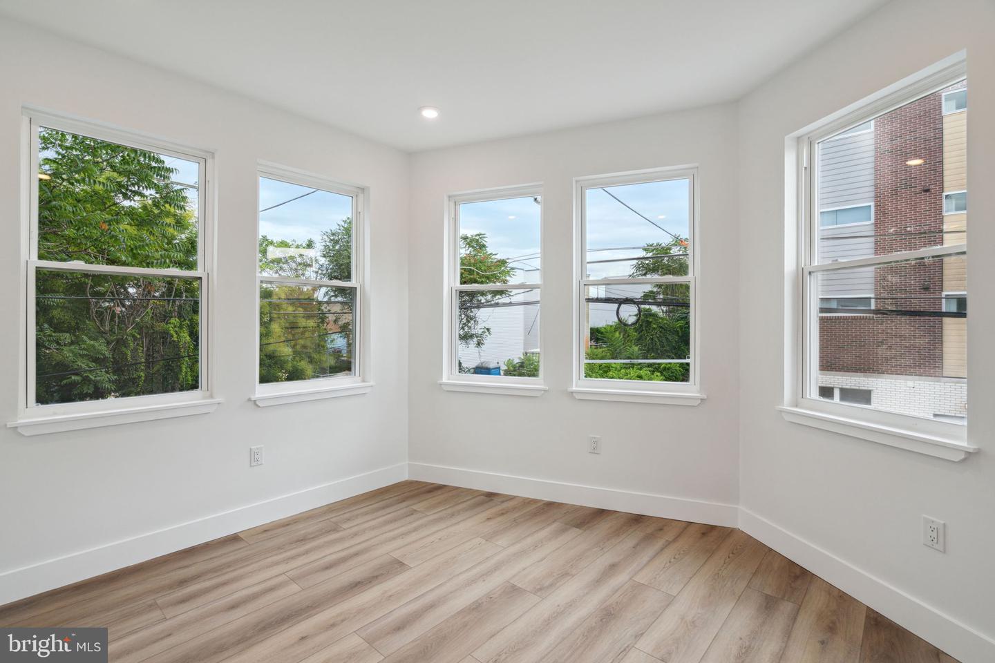 156 W Cumberland St Property Photo 27