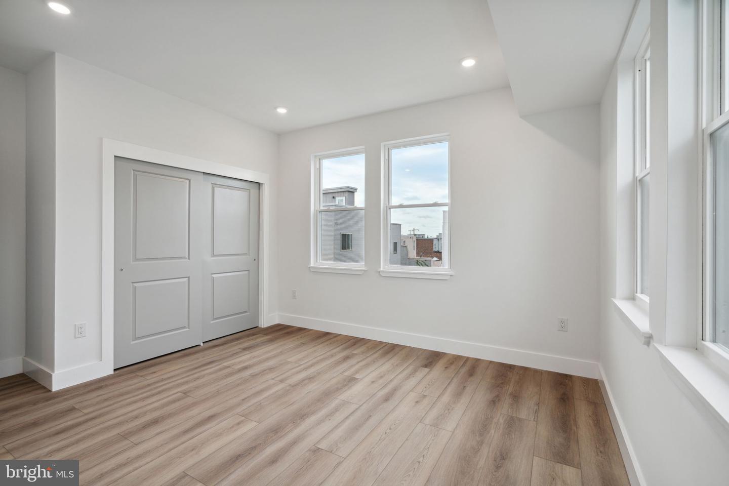 156 W Cumberland St Property Photo 30