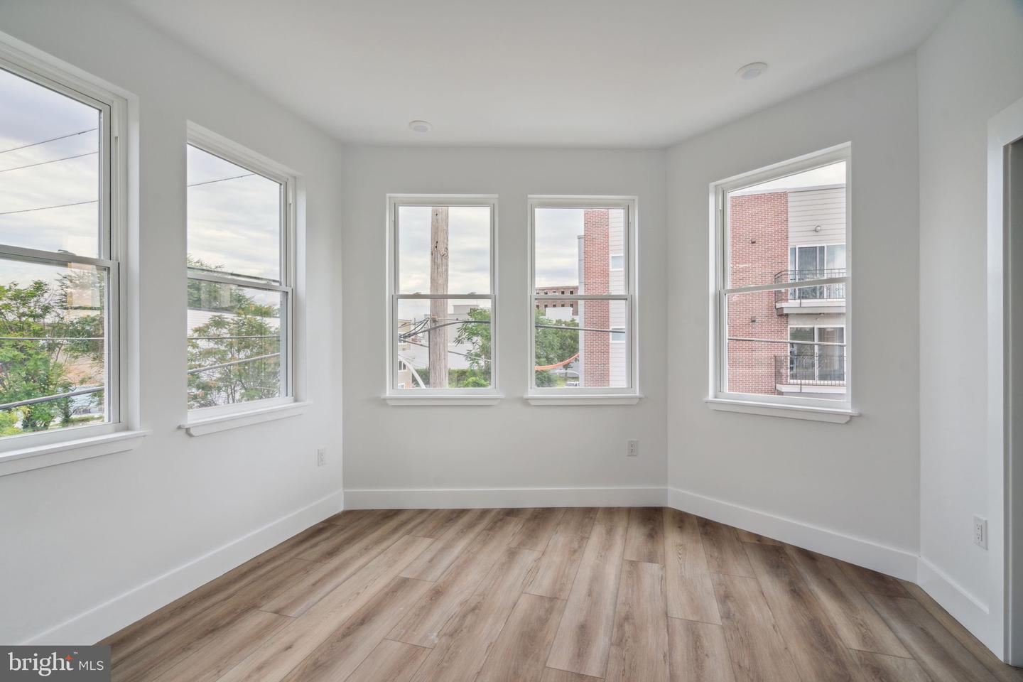 156 W Cumberland St Property Photo 37
