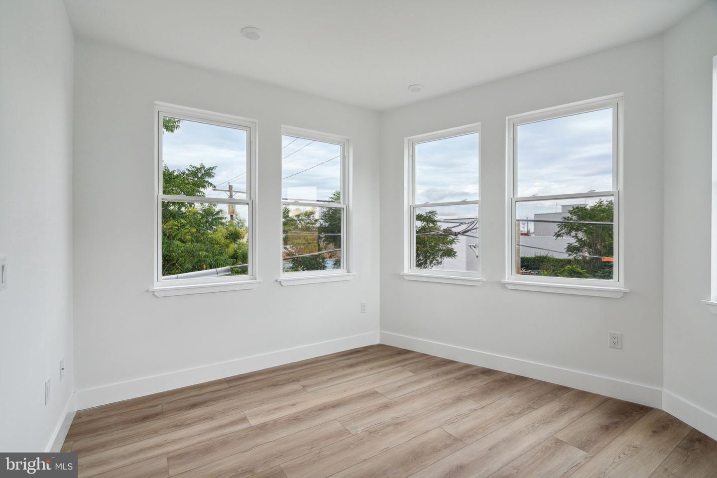156 W Cumberland St Property Photo 38