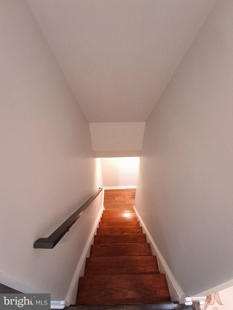 2628 E Harold St Property Photo 7