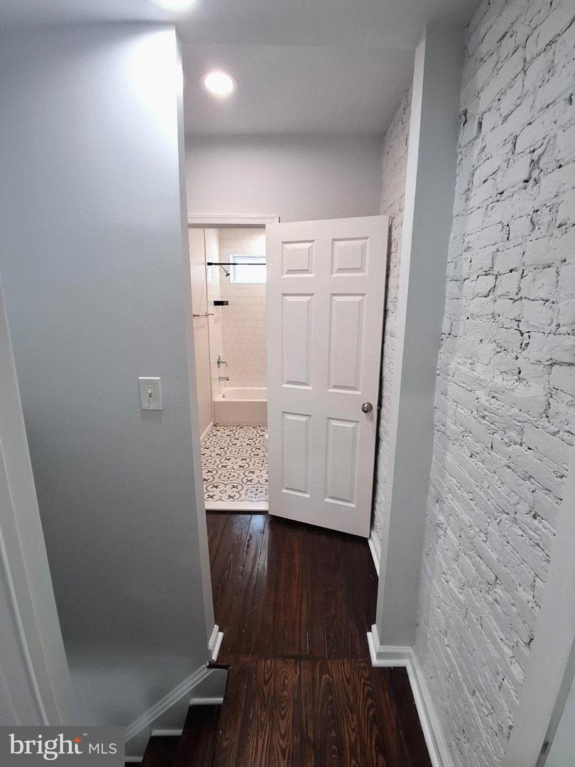 2628 E Harold St Property Photo 13