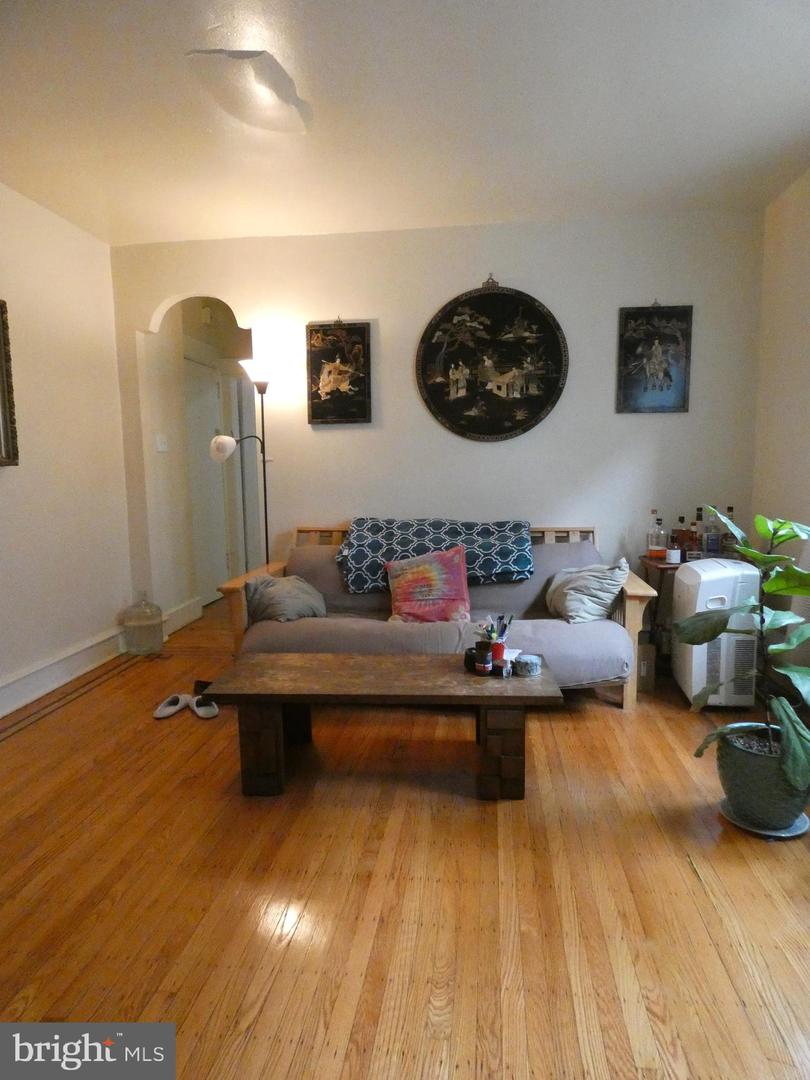 4207 Chester Ave #309 Property Photo 5