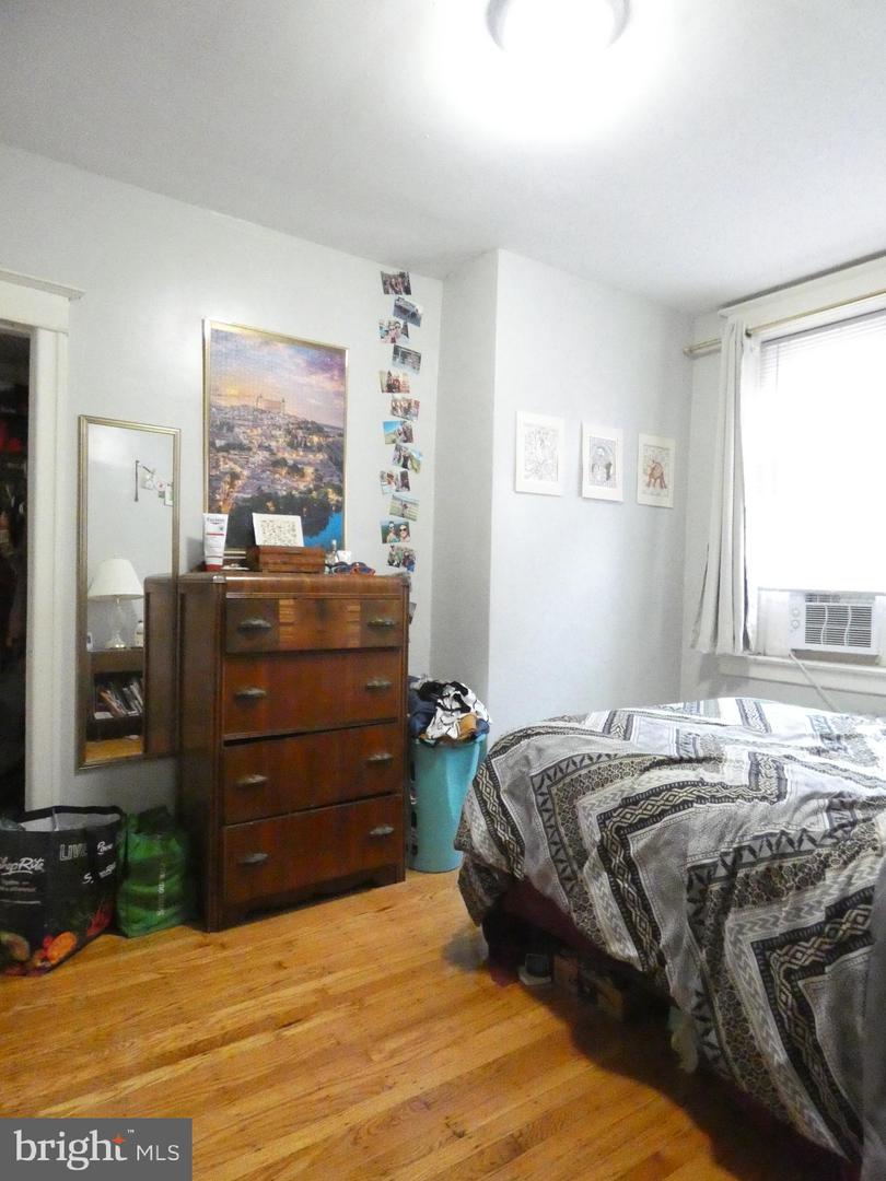 4207 Chester Ave #309 Property Photo 7