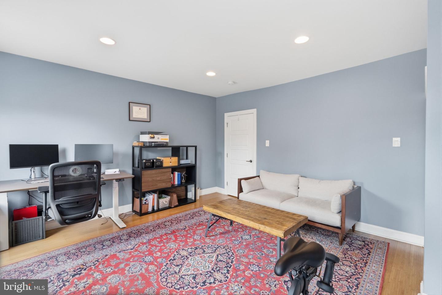 2233 Bainbridge St Property Photo 19