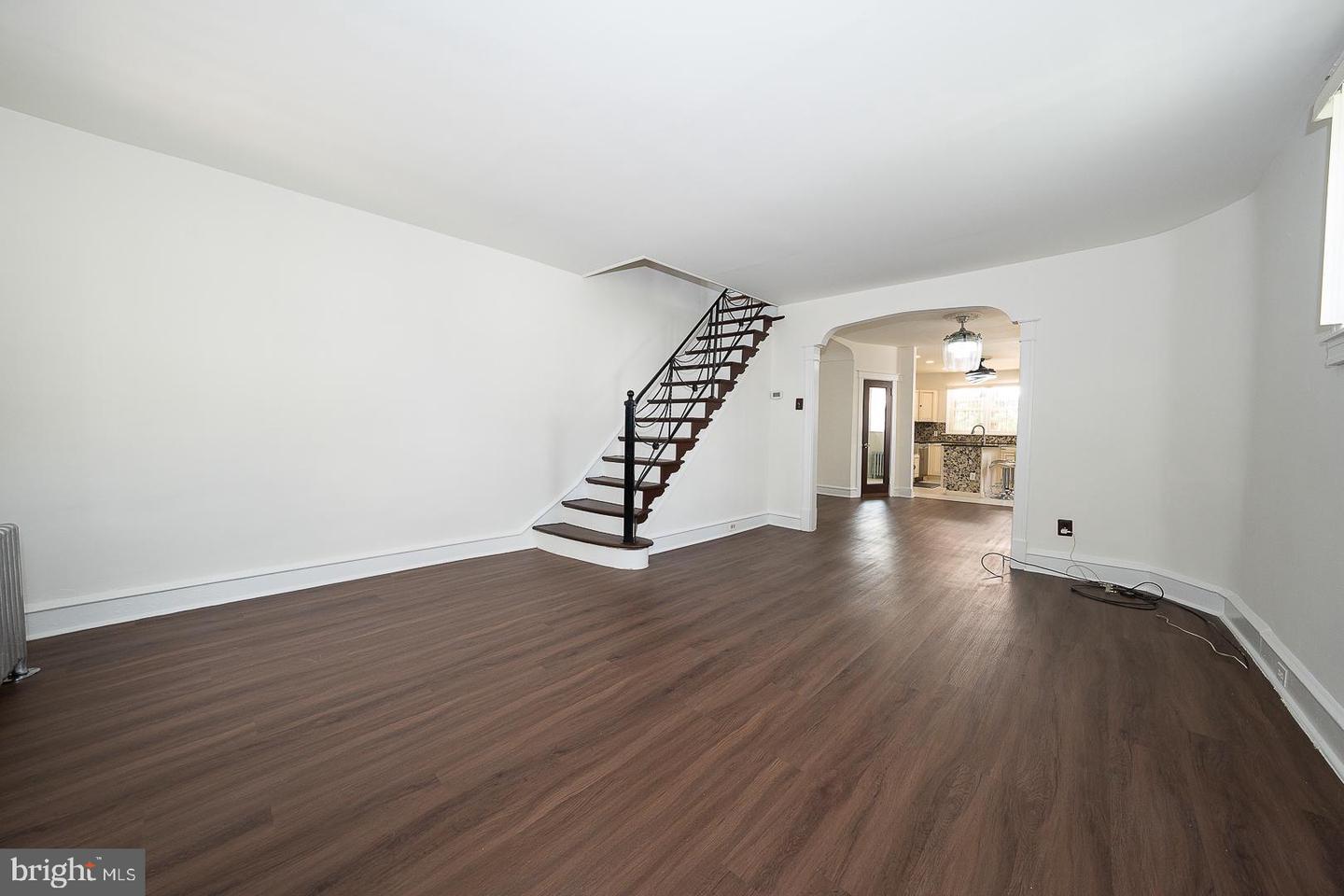 5652 Mcmahon St Property Photo 6