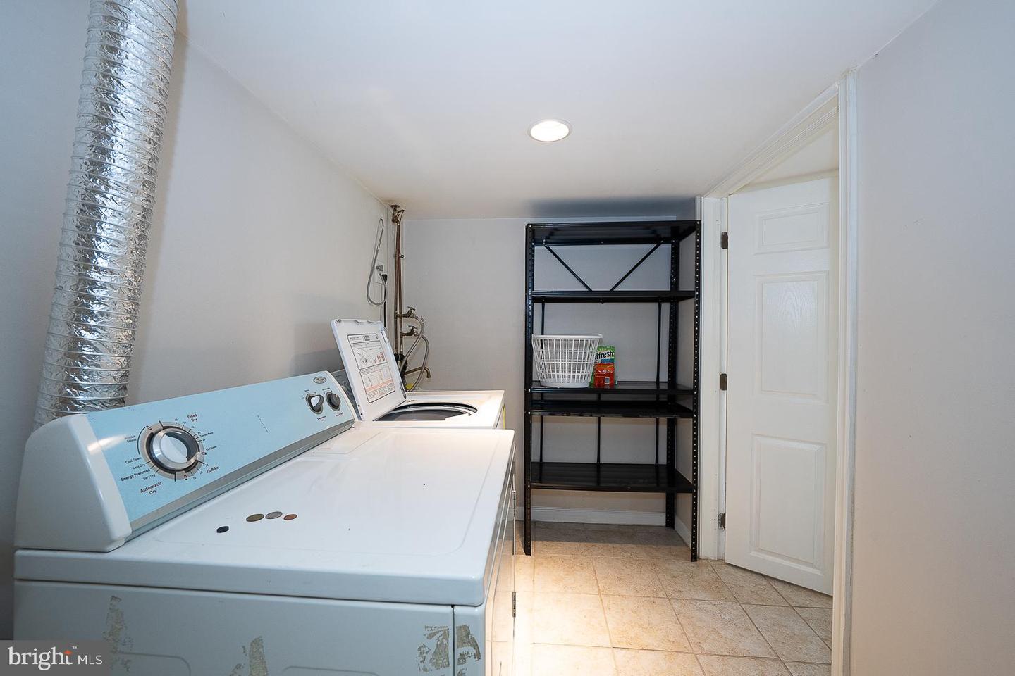 5652 Mcmahon St Property Photo 36