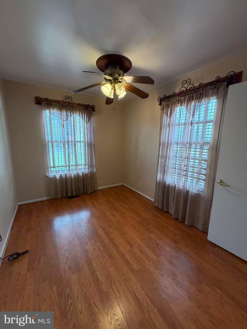 810 N Park Ave Property Photo 11