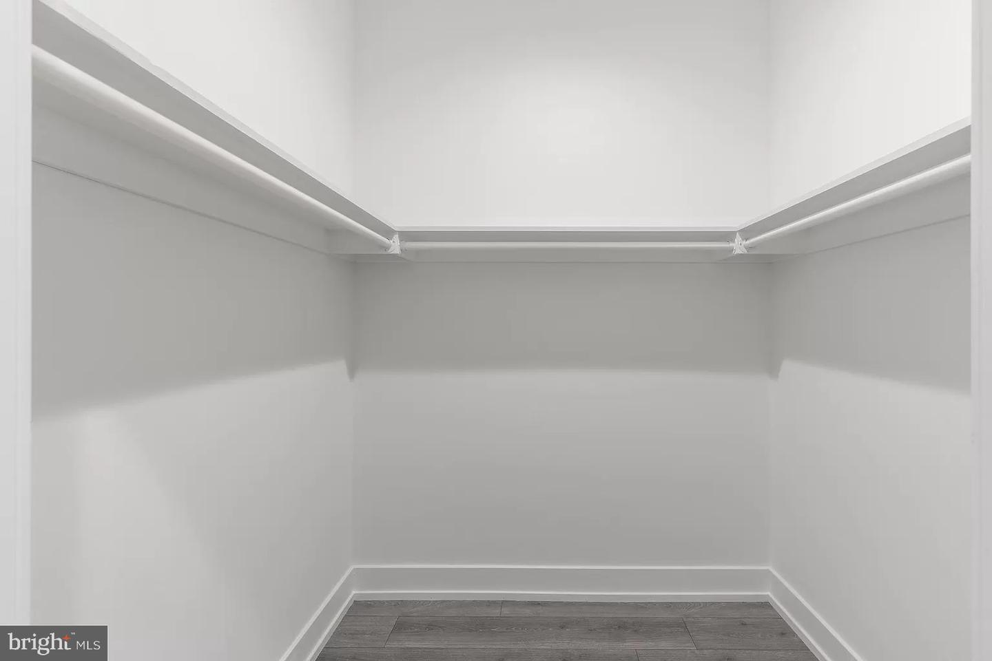 2406 N Howard St Property Photo 20