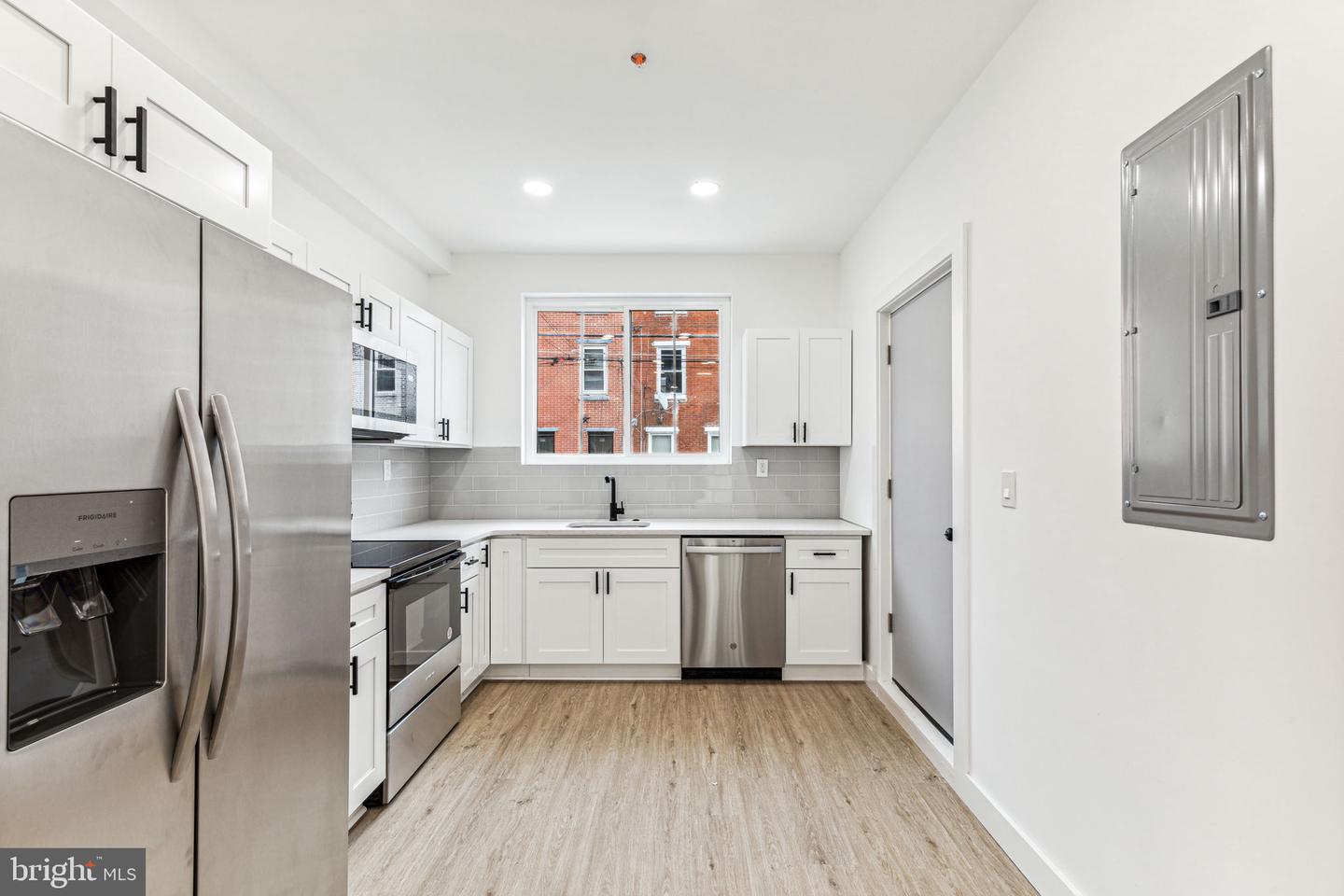 2224 N Howard St Property Photo 28
