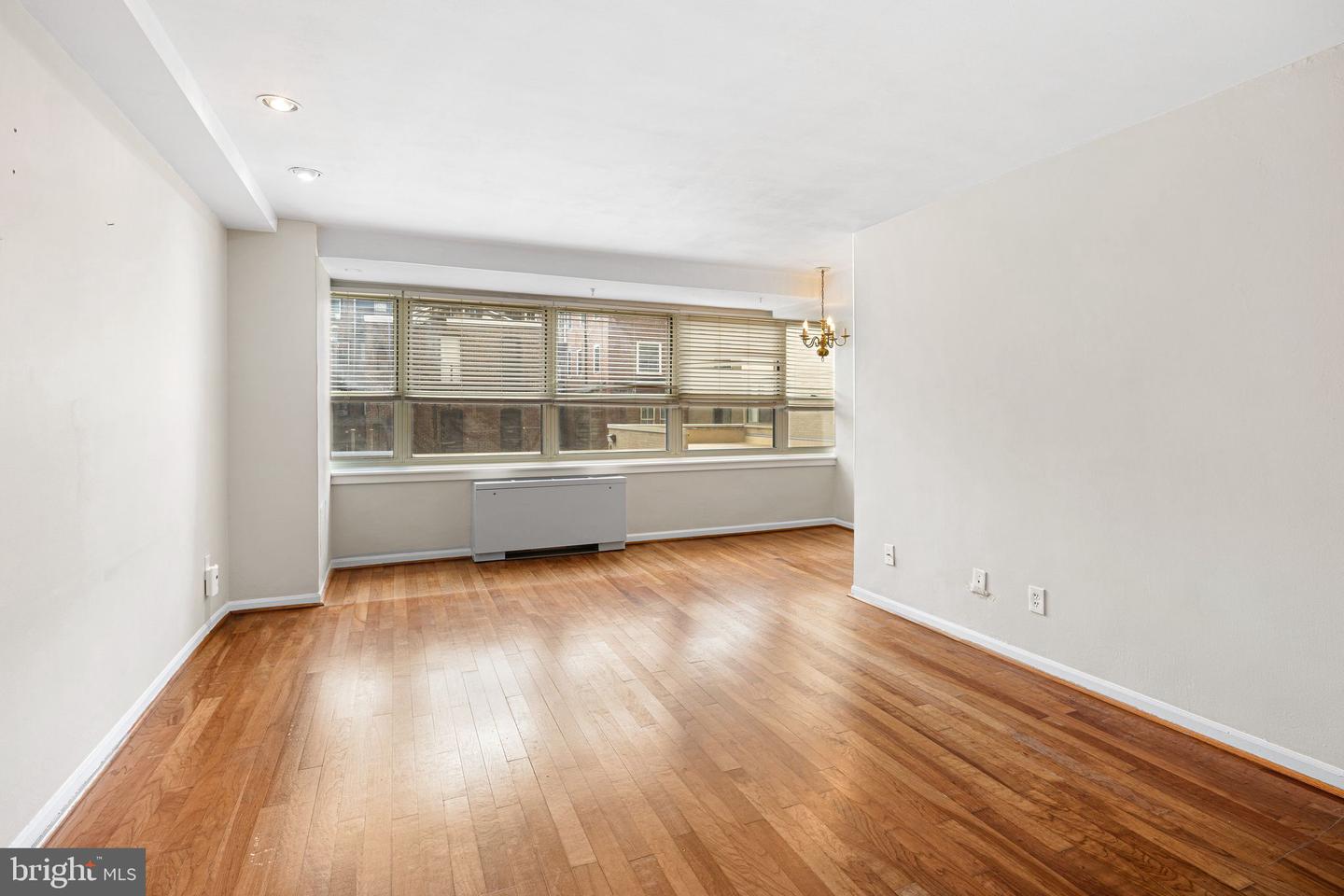 1810 Rittenhouse Sq #211 Property Photo 3